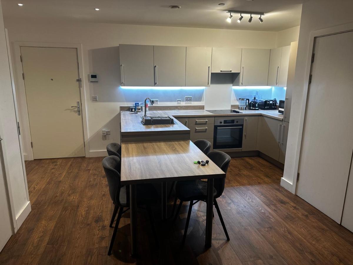 Luxury 2 Bedrooms Apartment Barking  Exterior foto