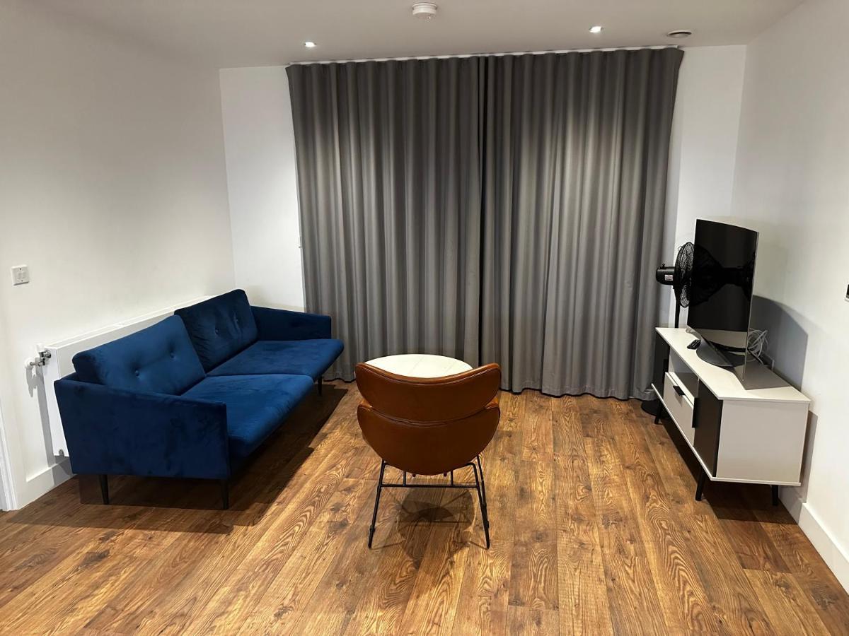 Luxury 2 Bedrooms Apartment Barking  Exterior foto