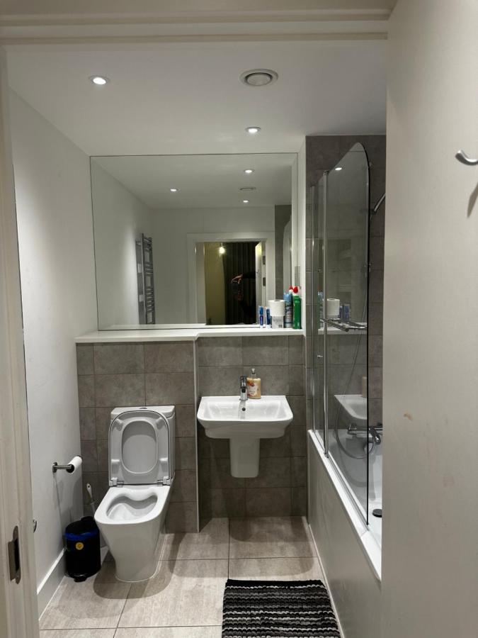 Luxury 2 Bedrooms Apartment Barking  Exterior foto